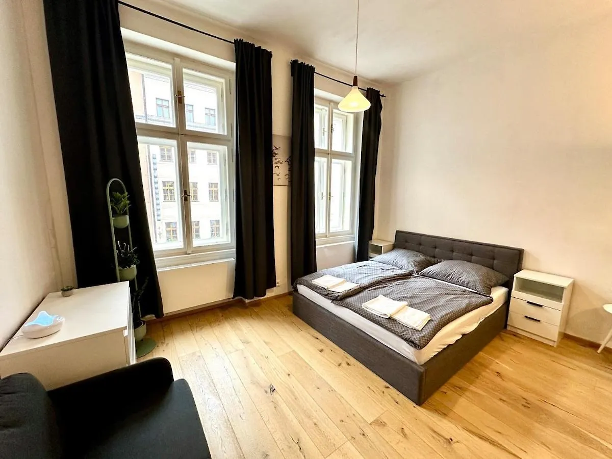 Super Central Prague Apartment Superhost 5 Stars